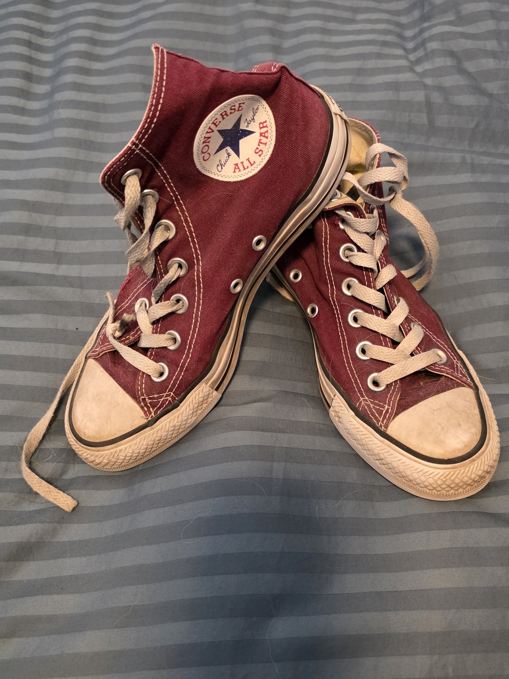 Converse Chuck Taylor All Star High Top Sneakers - Burgundy